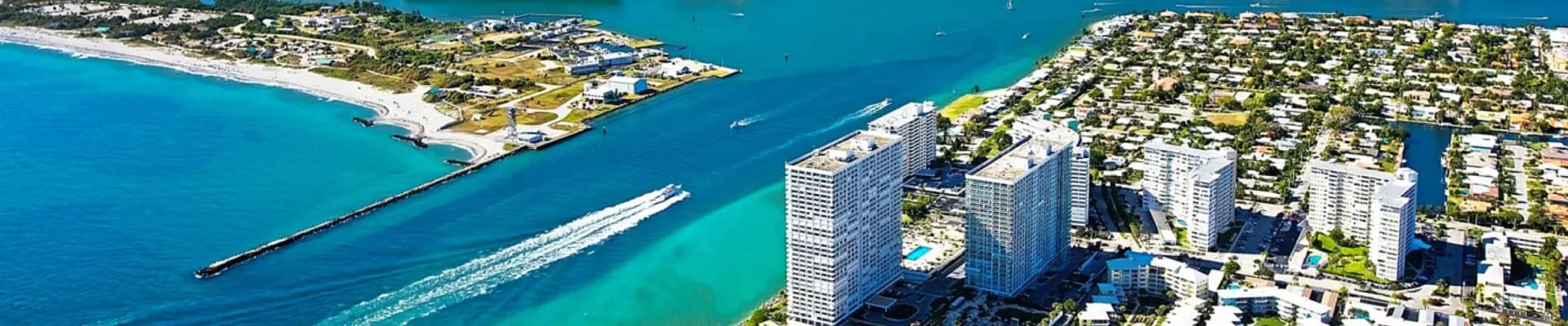 Luxury yacht charter in Fort Lauderdale