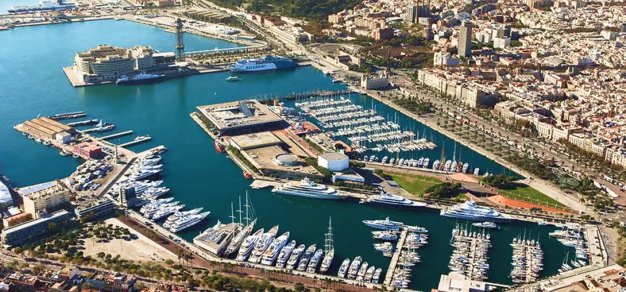 Luxury yacht charter in Barcelona, Spain