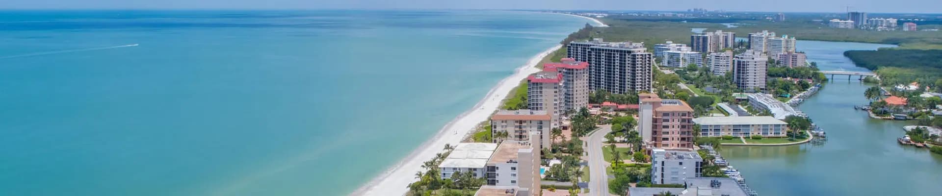 Luxury yacht charter in Naples, US